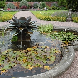 Парковый фонтан-цветок "Aroma" 