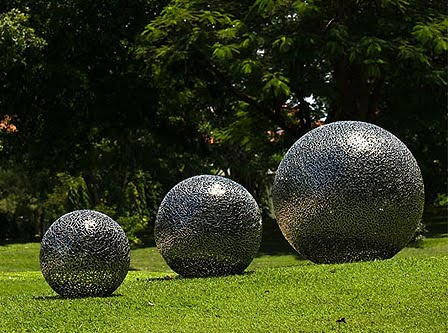сфера как садово-парковая скульптура 