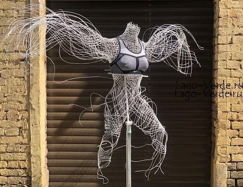 Скульптура из проволоки "Ника",купить в интернет-магазине Lago Verde, изготовление на заказ