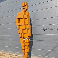 Абстрактная скульптура человека "Freedom" 
