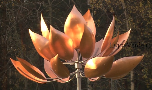 Ветряная скульптура "Water lily"