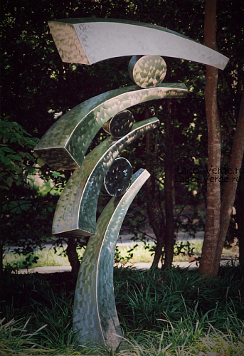 Садовая скульптура "Match" купить в интернет-магазине настенных панно в Москве с доставкой