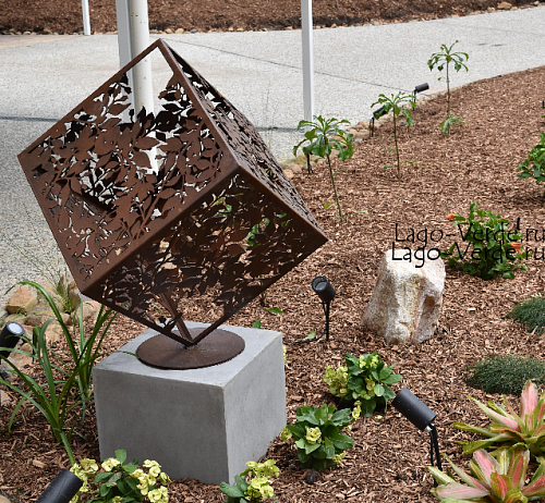 Декоративная резная скульптура для сада: купить | изготовить на заказ