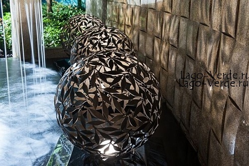 Ажурные скульптуры- шары из стали с растительным орнаментом купить в интернет-магазине садовых скульптур в Москве с доставкой