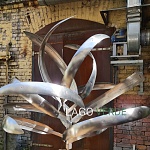Ветряная кинетическая скульптура "Fleur", кинетический светильник: купить в интернет-магазине МАФ и арт-объектов Lago Verde, изготовление на заказ | фото 1