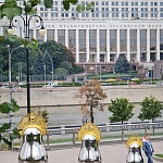 Арт-объект "Матрёшки": изготовление скульптур из полированной нержавеющей стали на заказ в Lago Verde, Москва. | фото 6